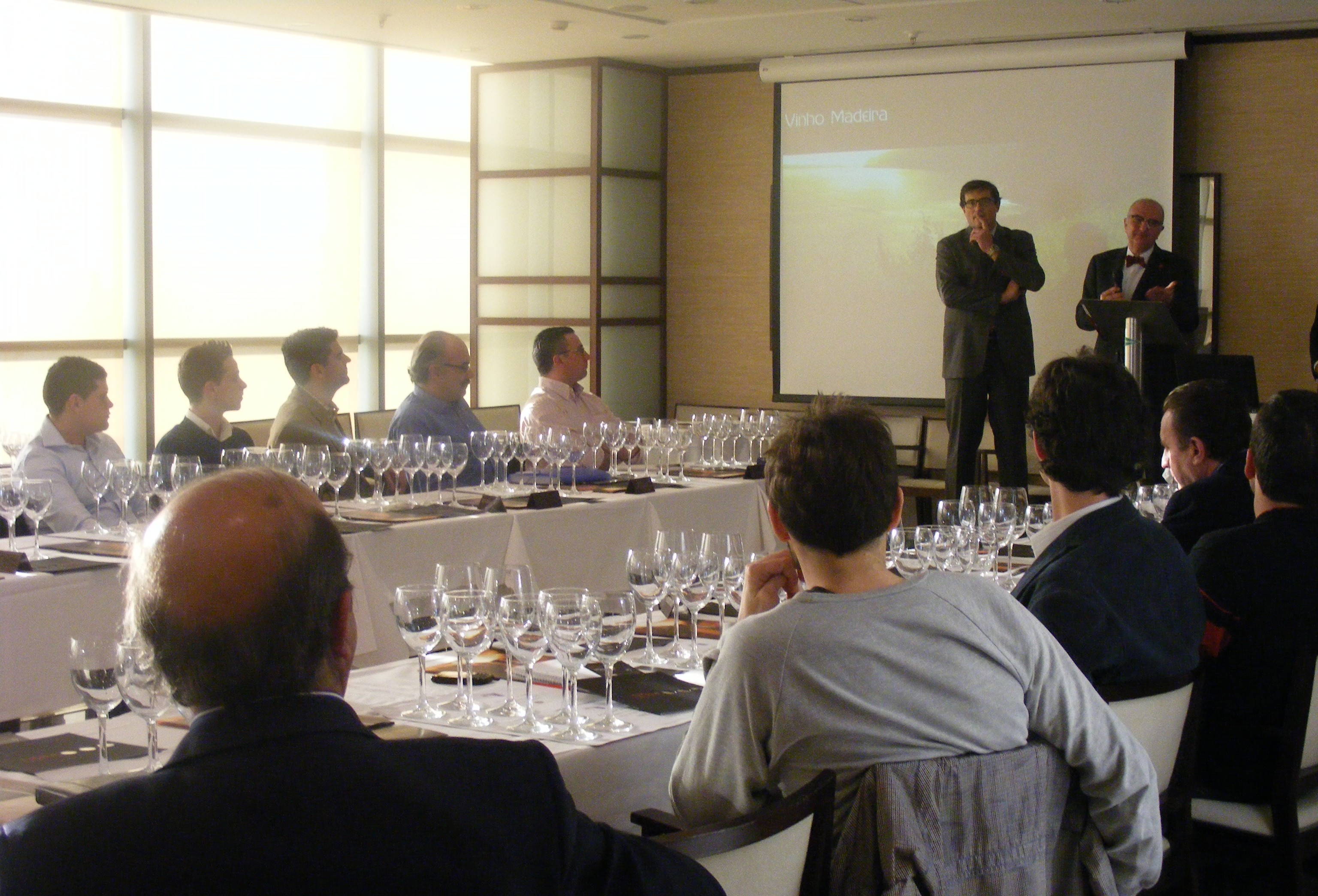 Aula Vinícola lanza la XXXII Edición Tastavins, el Curso Superior de Coneixement Vitivinícola que crea germania y comunidad